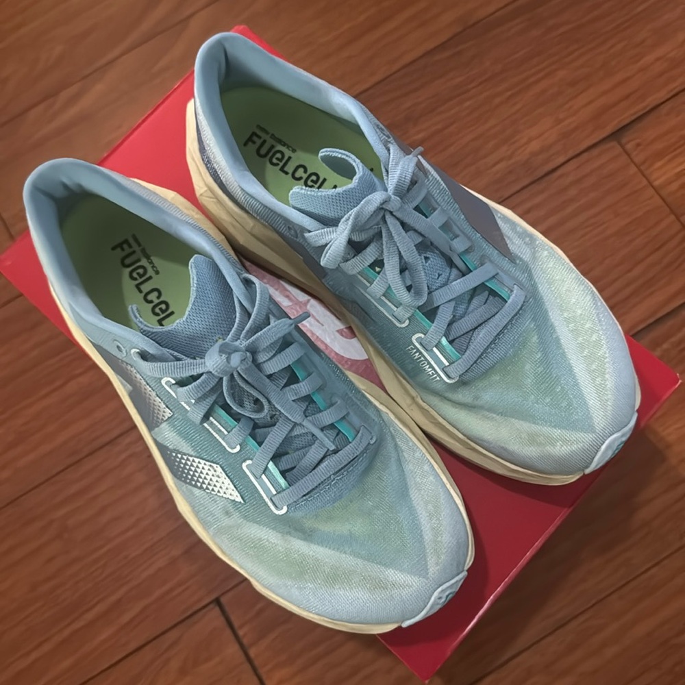 New balance women's running shoes